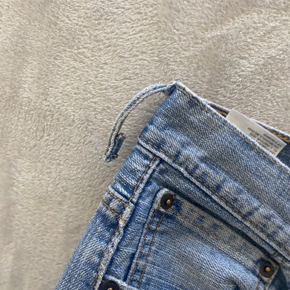 Levis 569 Loose Straight Leg Jeans Mens 36x32 Blue Medium Wash Distressed Denim